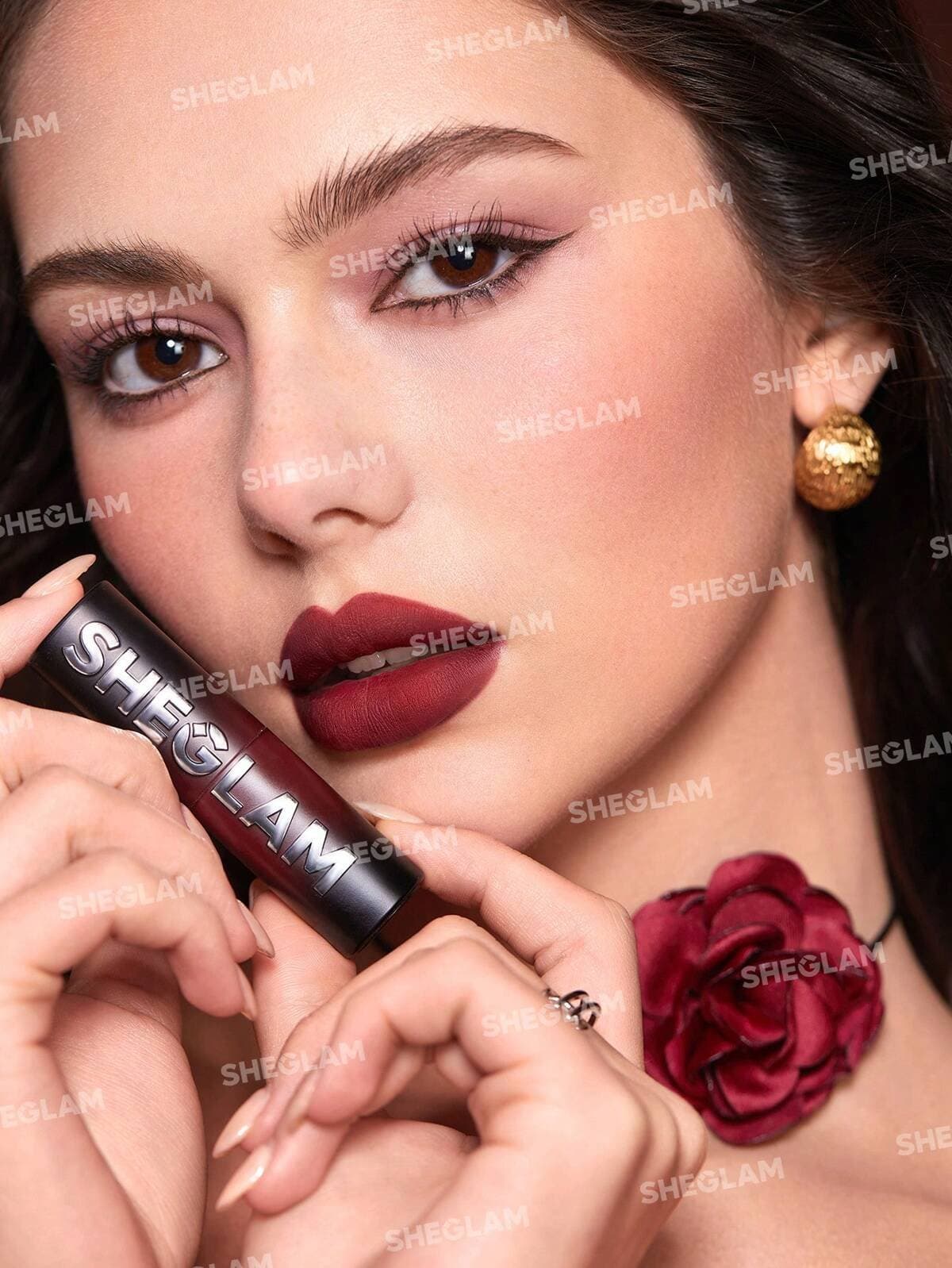 SHEGLAM Dynamatte Boom Long-Lasting Matte Lipstick (Ember Rose)  لب ستيك مات امبر روز من شيكلام
