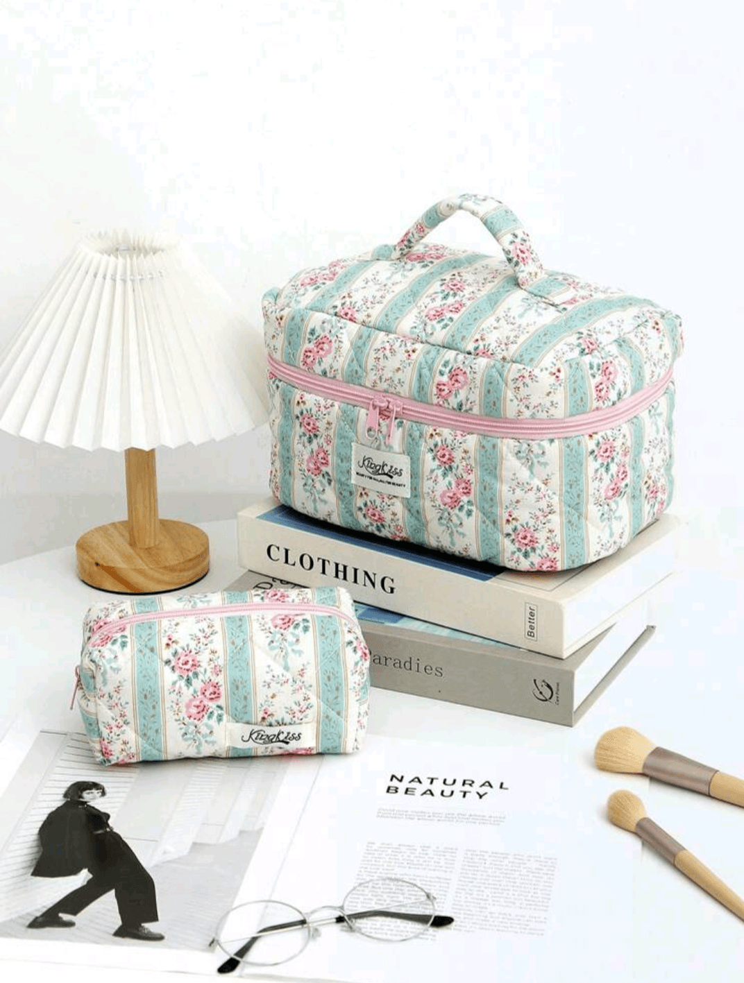 Makeup Bag green | حقائب مكياج ثلاثية
