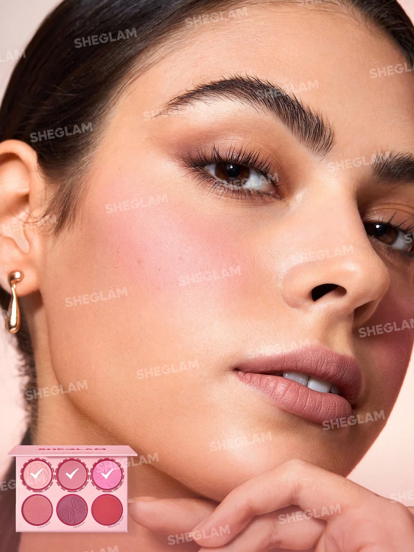 Sheglam Floral Flush Blush Palette-Blushing Bouquet | بلشر خدود تدرجات الوردي من شيكلام