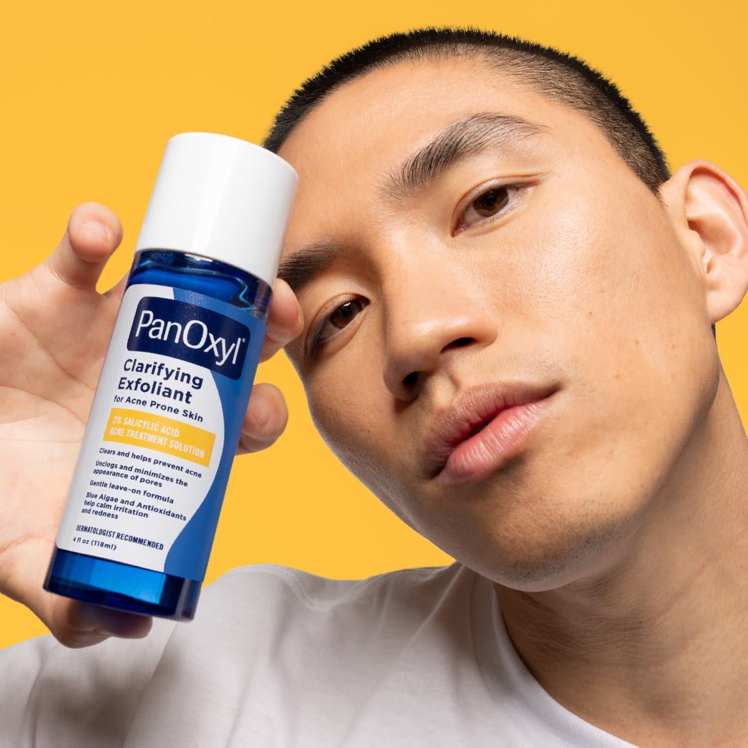 PanOxyl Clarifying Exfoliant for Acne Prone Skin |
بانأوكسيل مقشر و مُنقي للبشرة المعرضة لحب الشباب