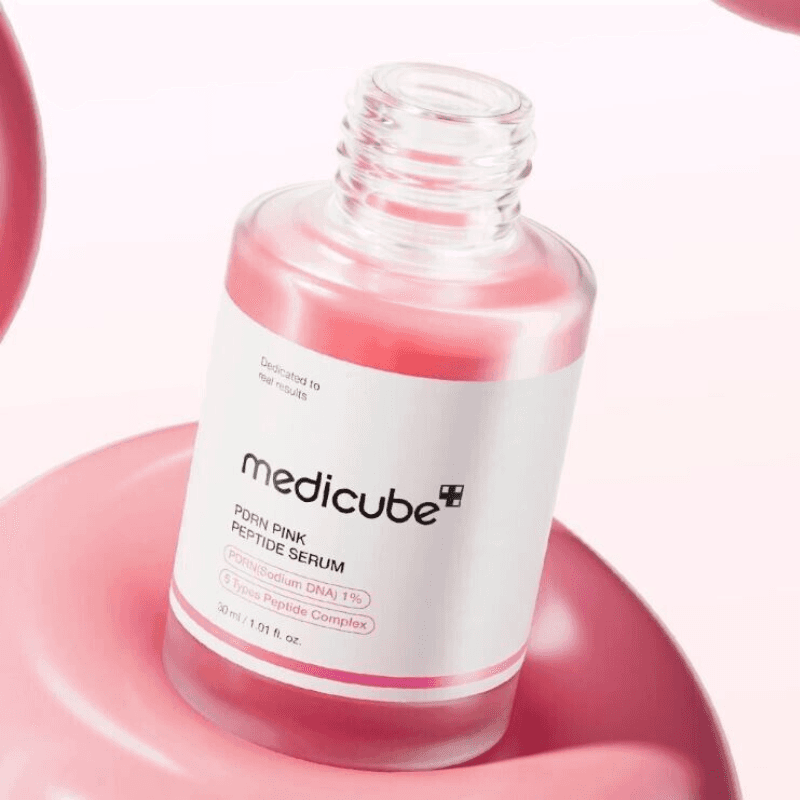 Medicube PDRN Pink Peptide Serum (30ml) - Elasticity & Brightening Care |
ميديكيوب سيروم الببتيد الوردي PDRN - لشد البشرة وتفتيحها - 30 مل