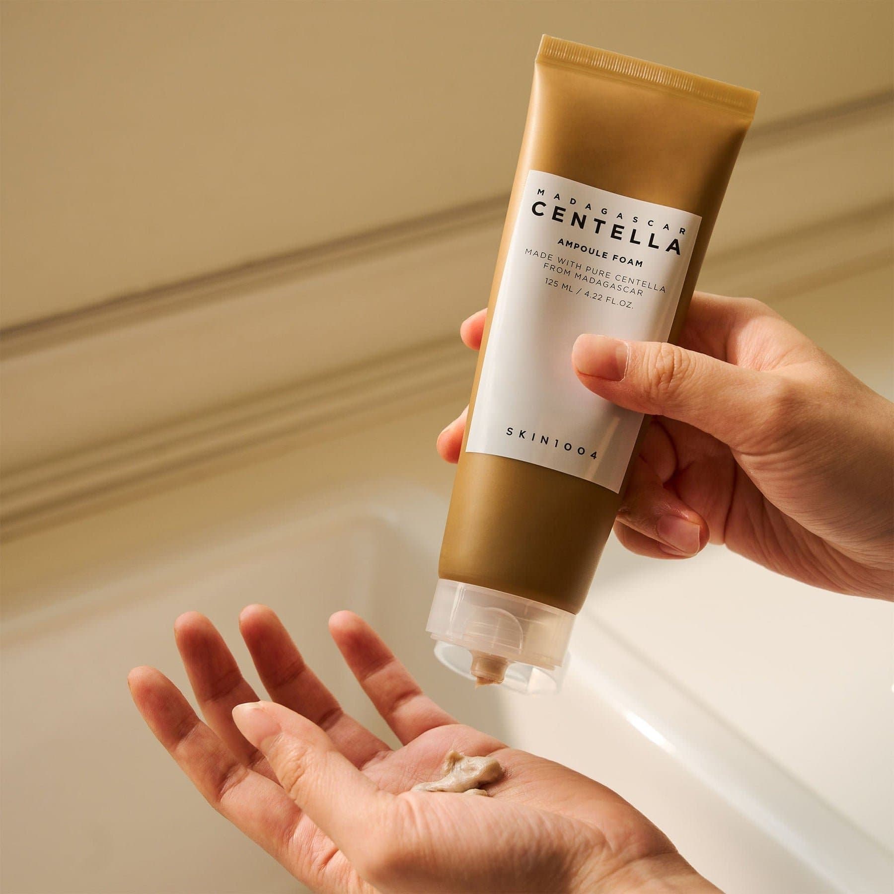 SKIN1004 Madagascar Centella Ampoule Foam |منظف رغوي بخلاصة السينتيلا