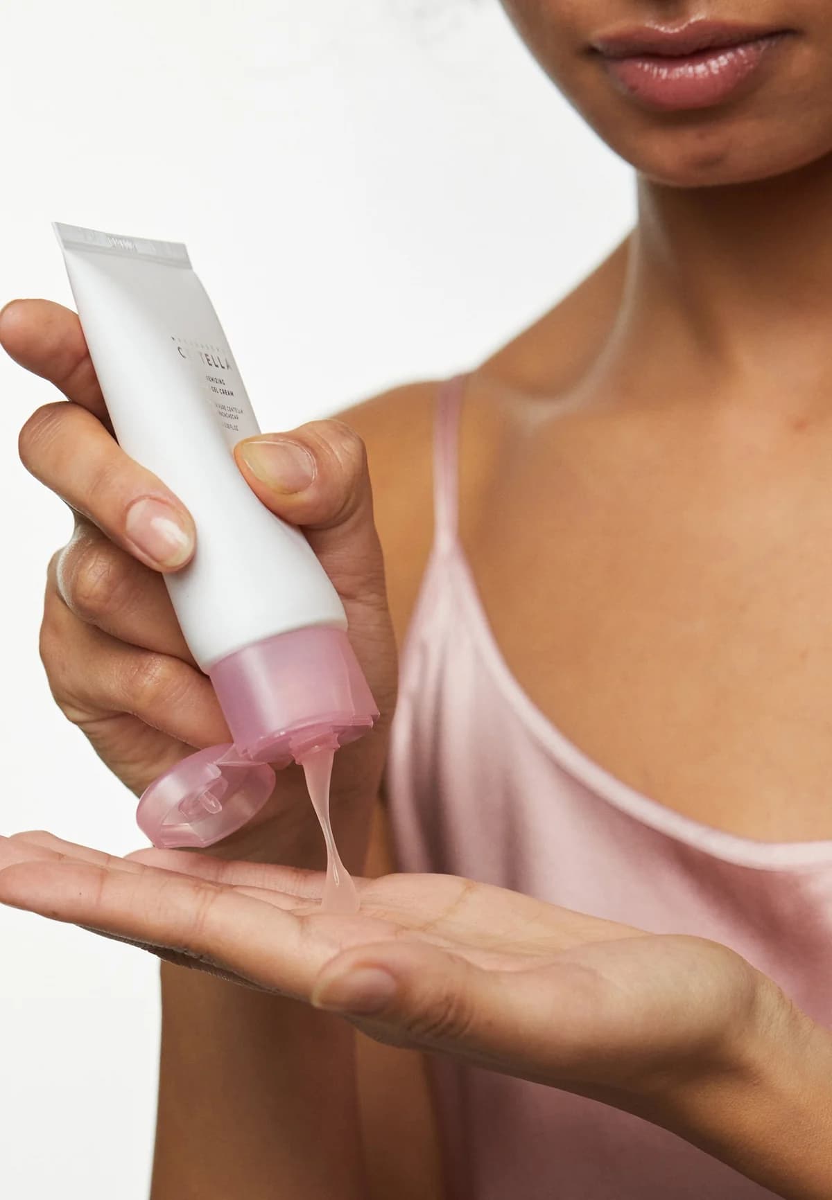 Skin1004 Madagascar Centella Poremizing Light Gel Cream | كريم جل بالسنتيلا خفيف للمسام الواسعة