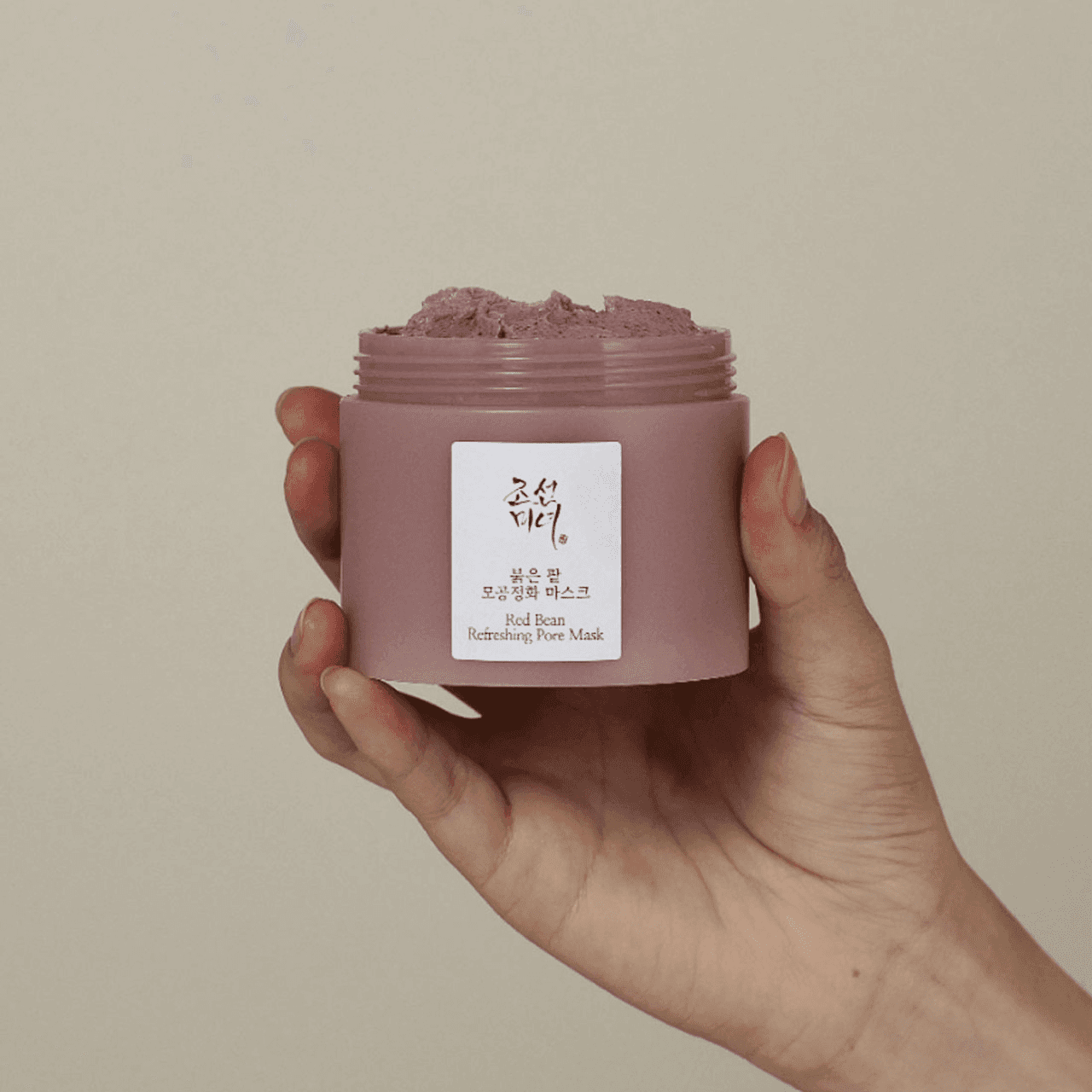 Beauty of Joseon Red Bean Refreshing Pore Mask |
ماسك للمسام بالفاصوليا الحمراء من بيوتي او جوسيون
