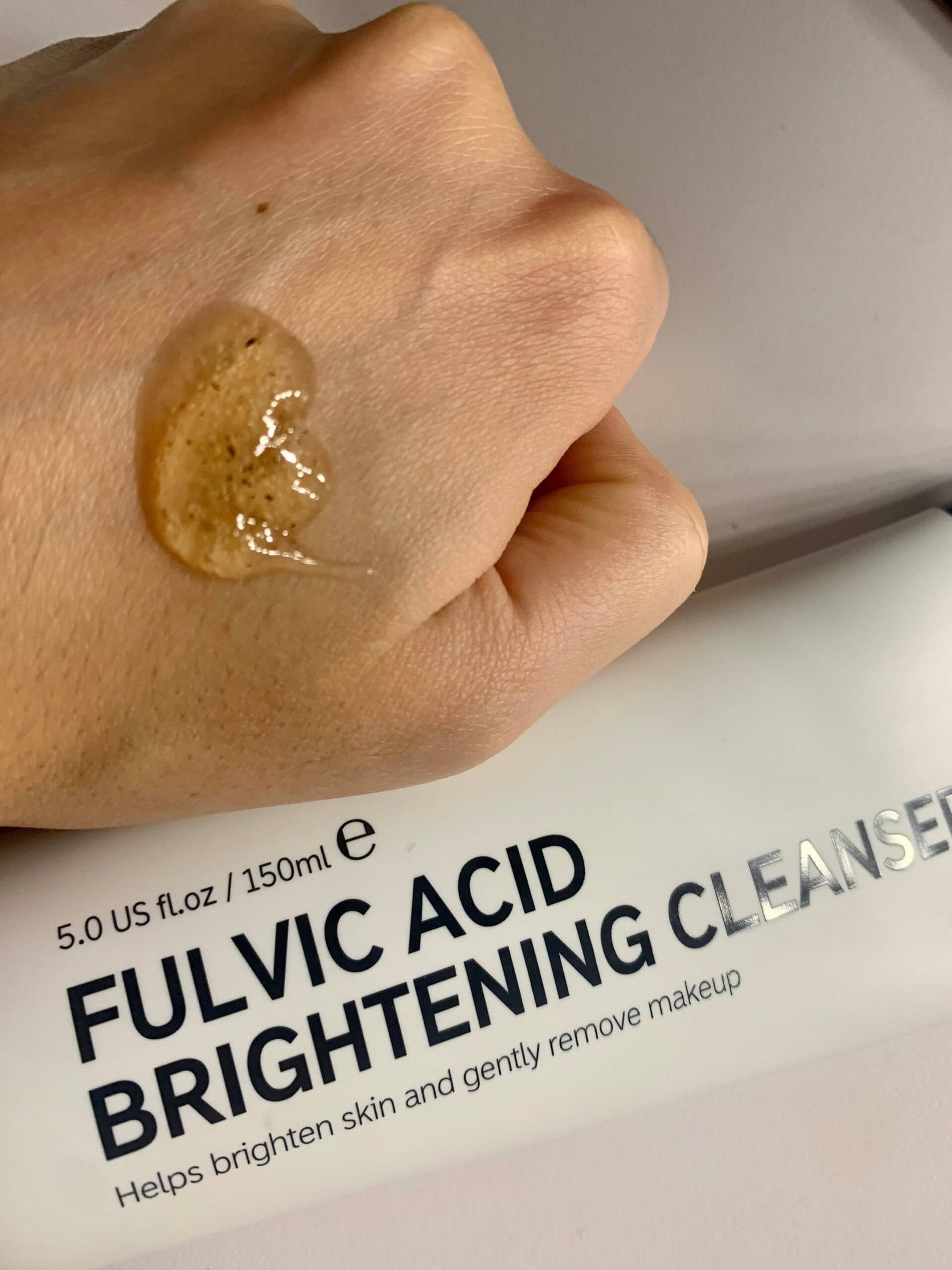 The inkey list fluvic acid brightening clearancer | غسول فولفك اسد من انكي ليست لتعزيز النظارة